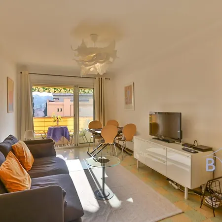 Walking Distance From The Old Town And The Sea *